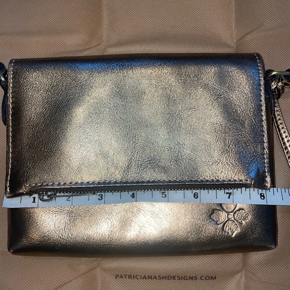 Patricia Nash Corfu Metallic Leather Crossbody - Picture 7 of 8